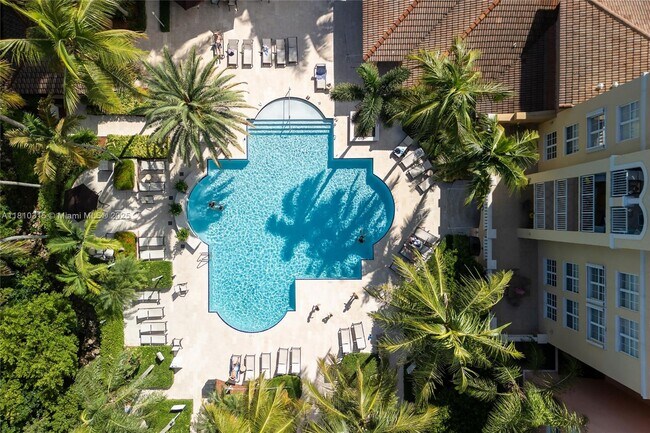 Photo - 19901 E Country Club Dr Unit 2307