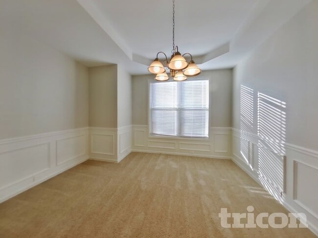 Photo - 99 Stonebridge Crossing