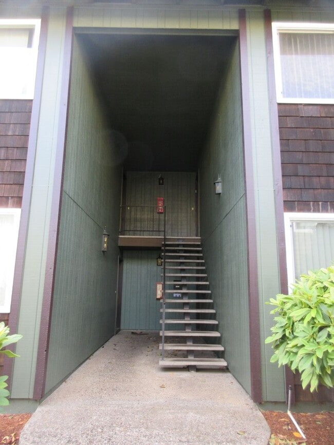 Photo - Two Bedroom Apartment w/ Washer and Dryer Unit 1559