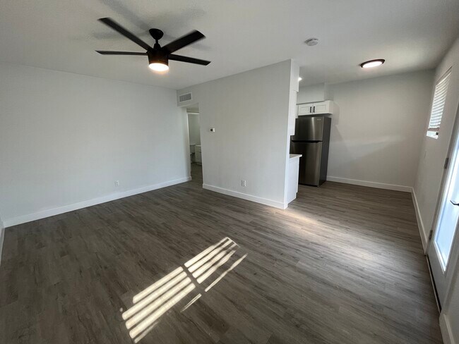 Photo - Urbana at 11th