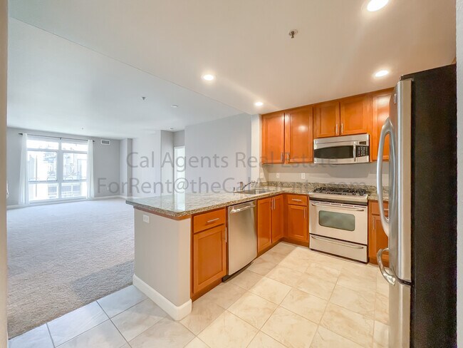 Photo - 423 7th St Condo Unit 602