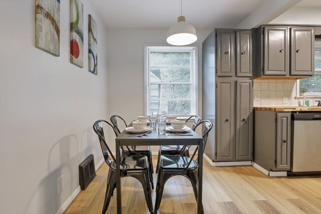 Photo - 1275 E Weber Rd