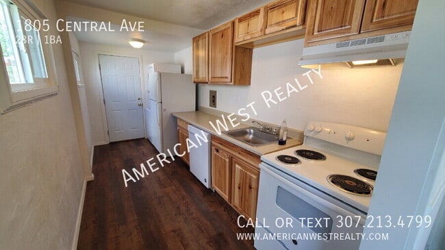 Photo - 1805 Central Ave