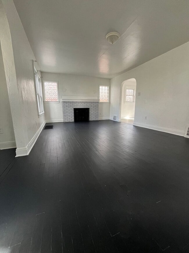 Photo - Three Bedroom Single Family House