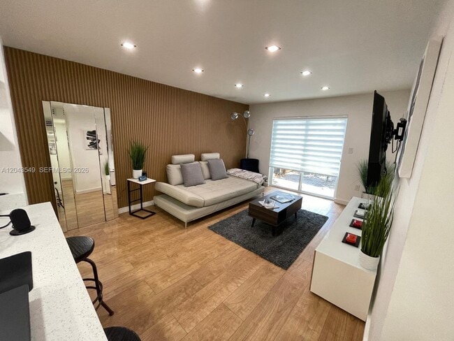Photo - 4301 NW S Tamiami Canal Dr Unit 3-111