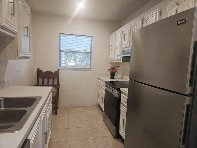Photo - 2600 SW 22nd Ave Unit 908