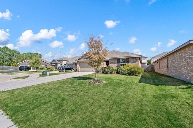 3132 Newfield Ct