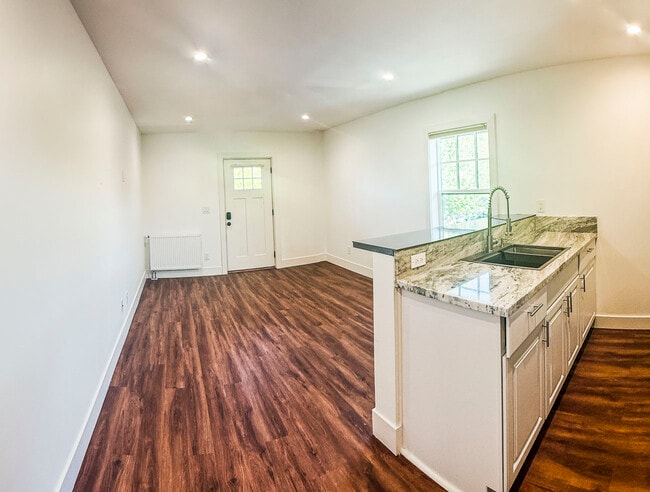 Photo - 780 Forest St Unit A