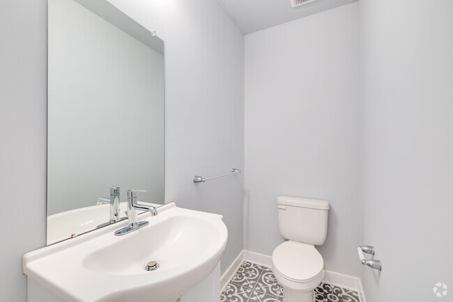 3BR, 2.5BA - 1,400SF - Half Bath