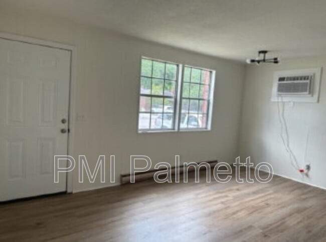 Photo - 1216 Chevis St Unit Apt B