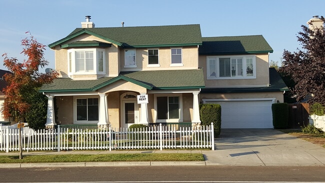 Building Photo - 267 W Springer Dr