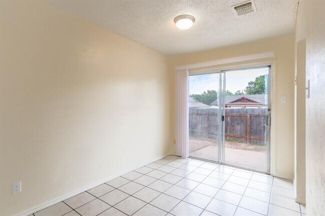 Photo - 1915 Prairie Knoll Ct
