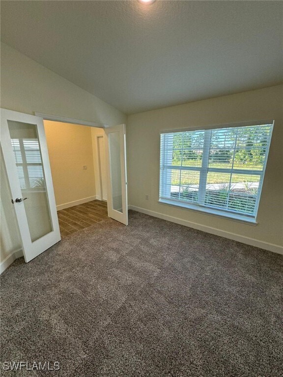 Photo - 3911 15th St W