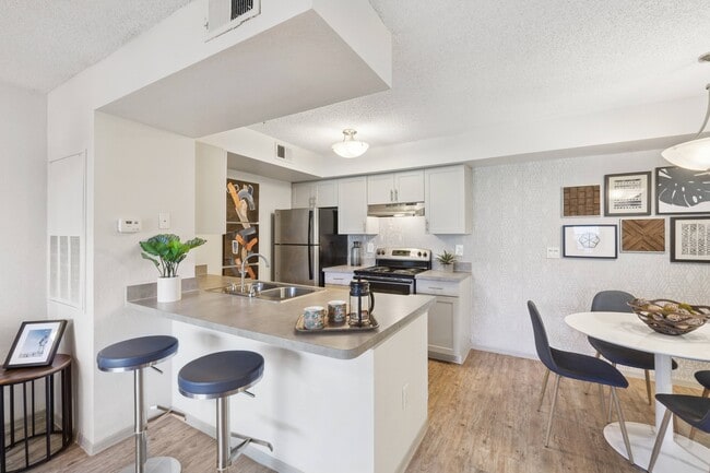 Alvista Sterling Palms