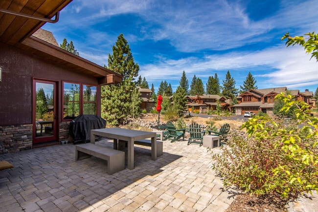 Building Photo - 10116 Sagebrush Ct Rental