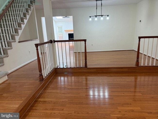 Photo - 4637 Luxberry Dr
