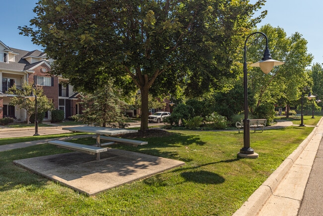 Photo - 301 Scio Village Ct Unidad 262