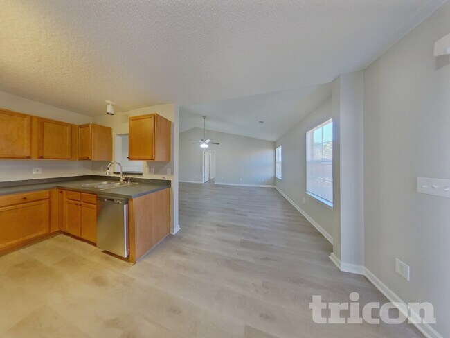 Photo - 162 Cogburn Rd