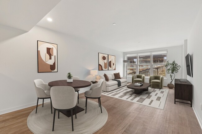 Building Photo - AVIA on Pike Street