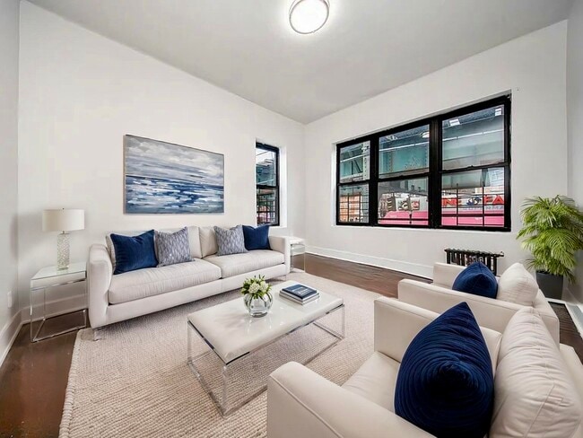 Photo - 8703 90th St Unit 2