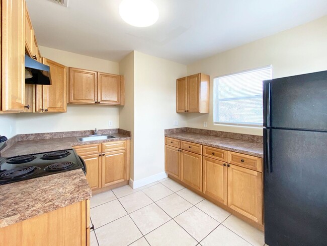 Photo - Spacious 2 Bedroom/ 1 Bath Available NOW!