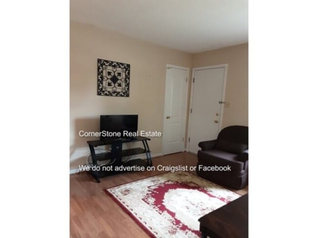 Photo - 7646 Brewster Pl