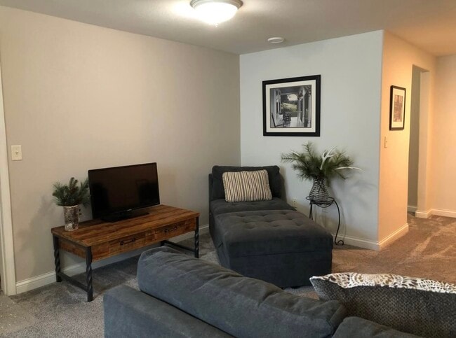 Photo - 3313 46th Ave SE