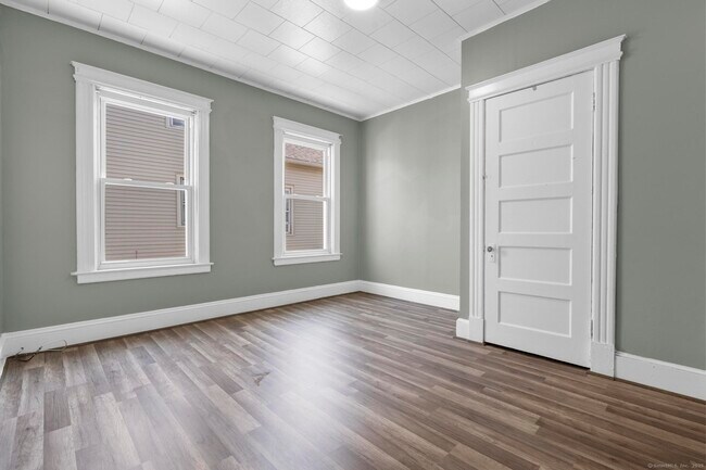 Photo - 47 South St Apartment Unit 1st floor