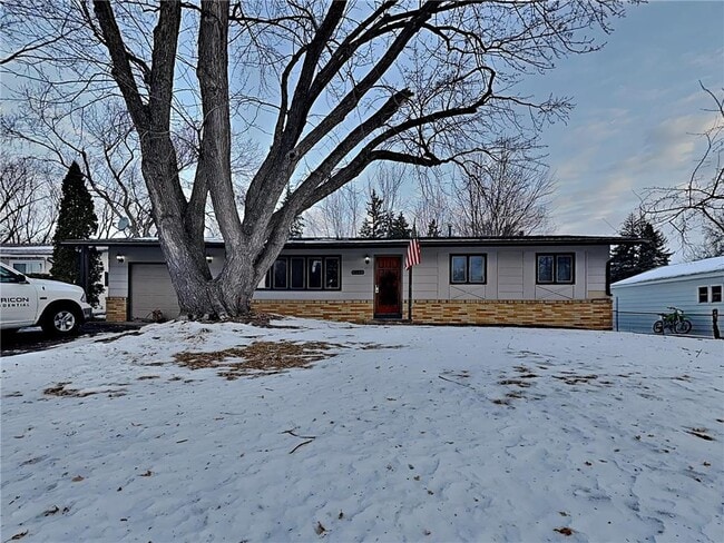 Building Photo - 8140 49th Ave N