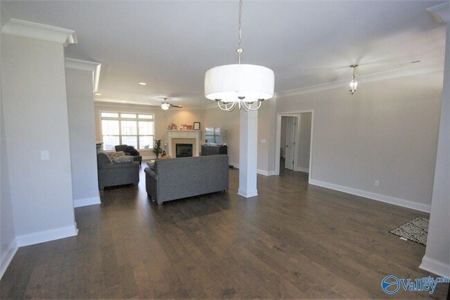 Photo - 196 Fernbridge Blvd