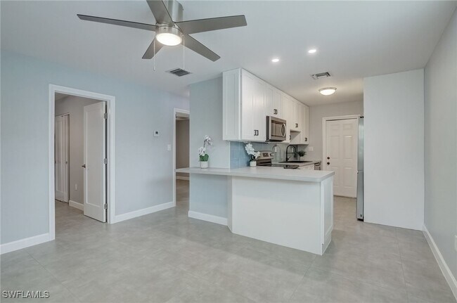 Photo - 4516 W Alhambra Cir