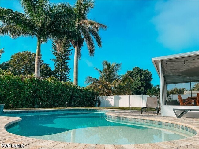 Photo - 2680 Longboat Dr