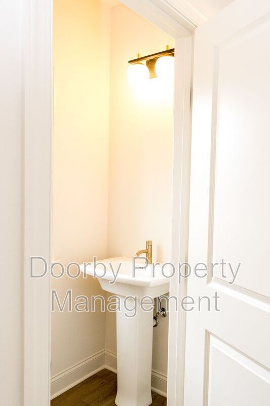 Photo - 1087 Cityscape Vw