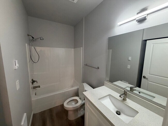 TAC T 7624 Pacific Ave (cot)