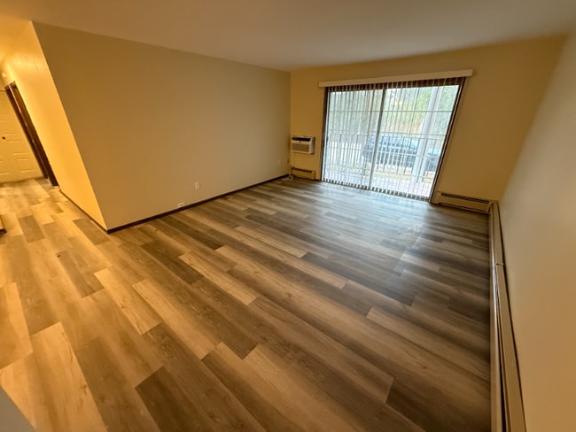 Photo - 202 Williamsburg Dr Unit 2