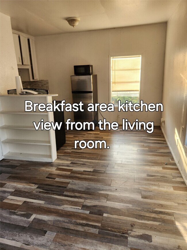 Photo - 1026 Miles St Unit 5