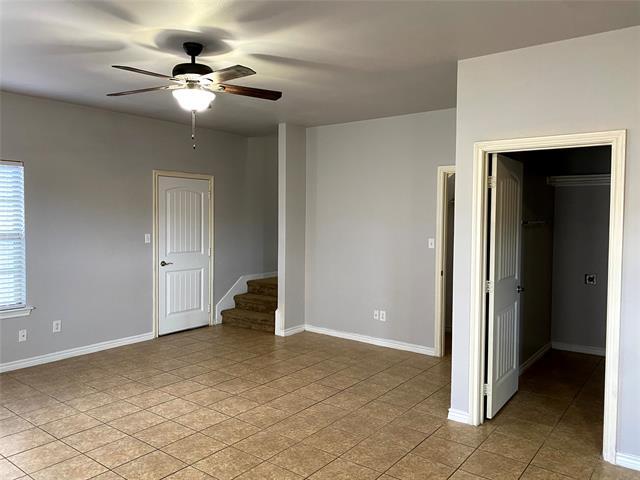 Photo - 906 Parkplace Ridge