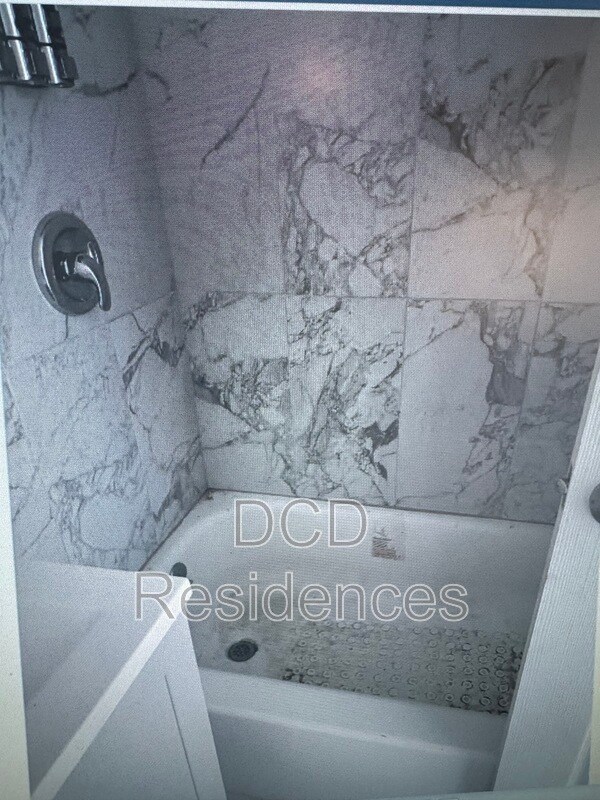 8310 Oak Forest Ct Unit 111
