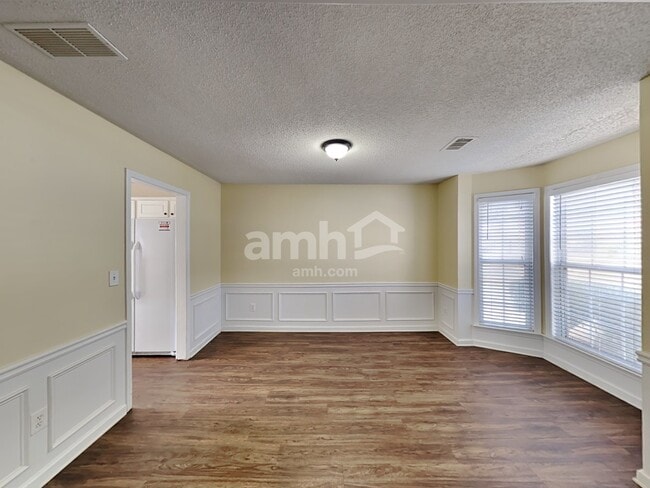 Photo - 4145 Ridgefair Dr