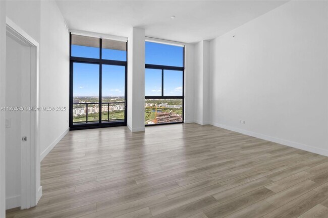 Photo - 101 Diplomat Pkwy Unidad PH05