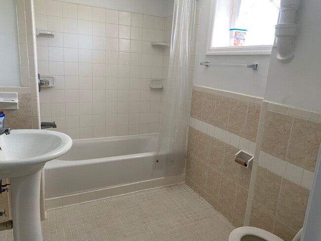 Photo - 7411 Farmcrest Dr