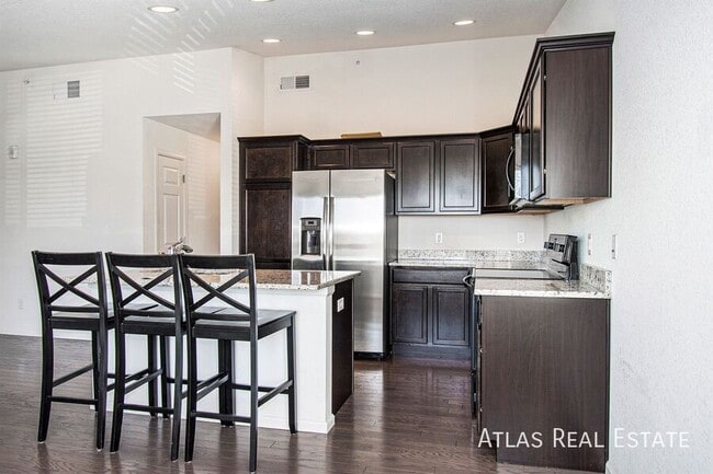 Building Photo - 15165 E 16th Pl