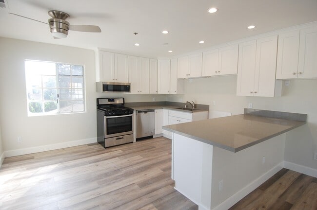 Photo - 142 W Marquita Unit #A