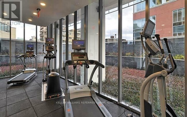 Photo - 33 Charles St E Unité 3902