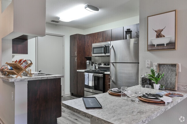 4BR, 4BA