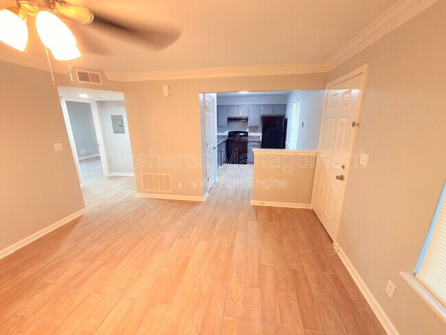 Photo - 102 E Florence Ave Unit 44