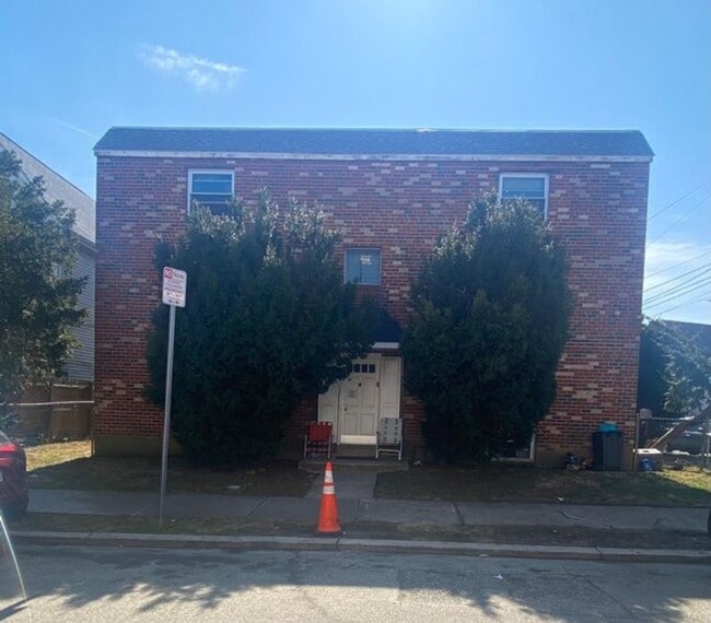 Building Photo - 5701 Tulip St Unit Apt. 2