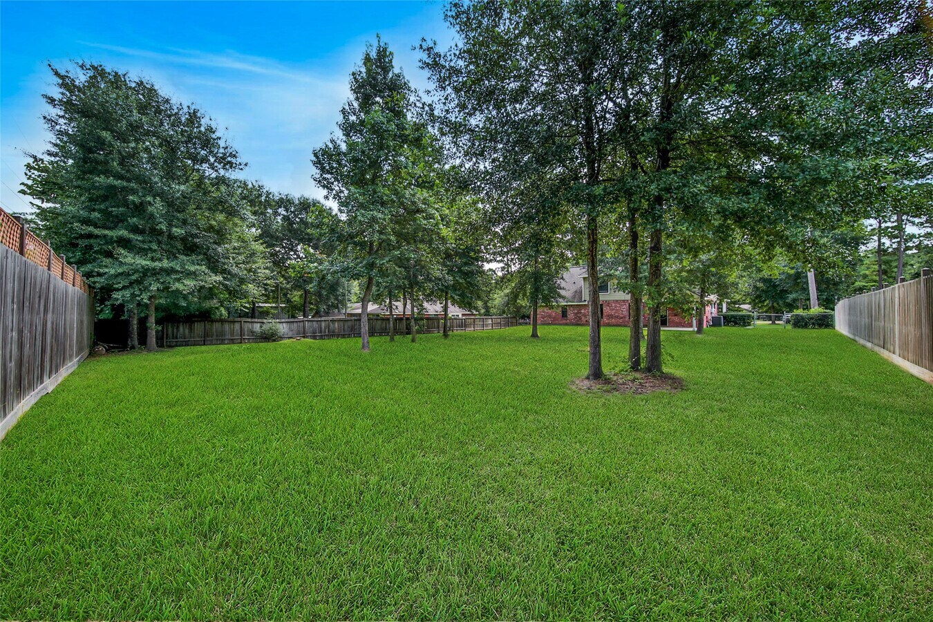 Photo - 710 W Rollingwood St