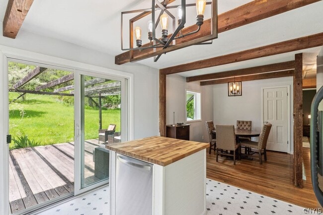 Photo - 4319 Coye Rd