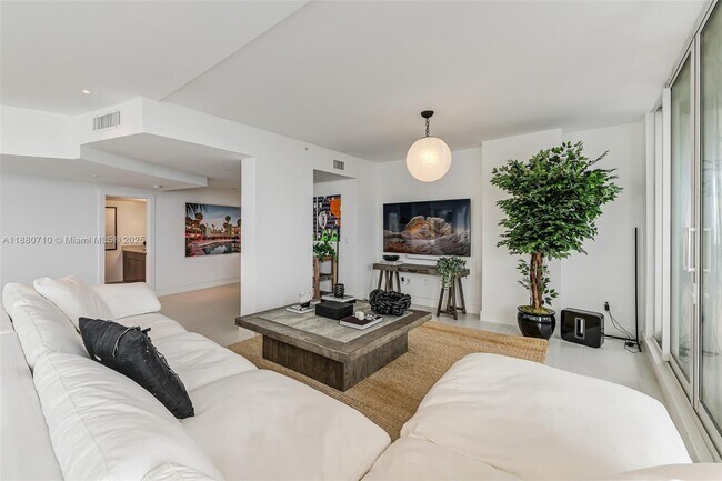 Photo - 1900 Sunset Harbour Dr Unit PH05